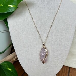 Handcrafted Raw Crystal Rose Quartz Pendant Necklace Gold Tone Chain Adjustable